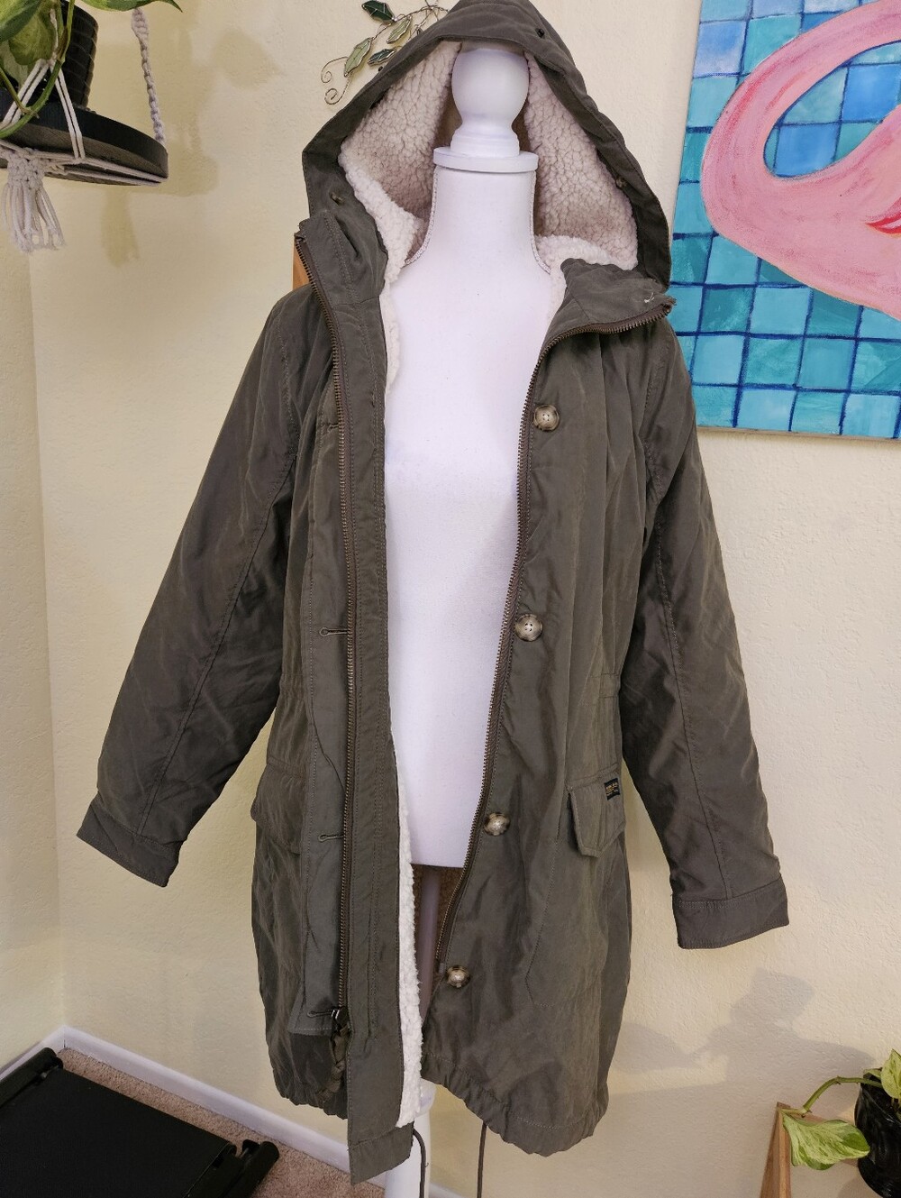 Abercrombie and Fitch Women's Olive Hooded Sherpa-Lined Long Parka Jacket Sz M